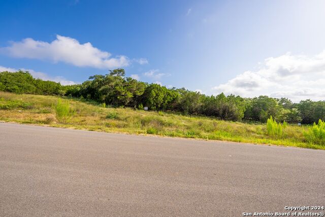382 Cloudveil Property Photo 12