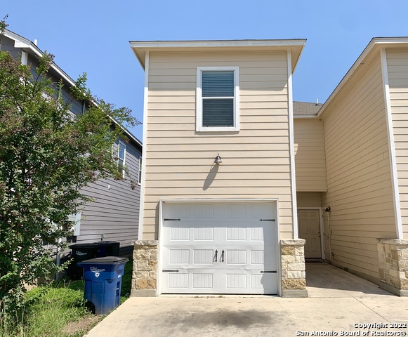569 Advantage Property Photo 2