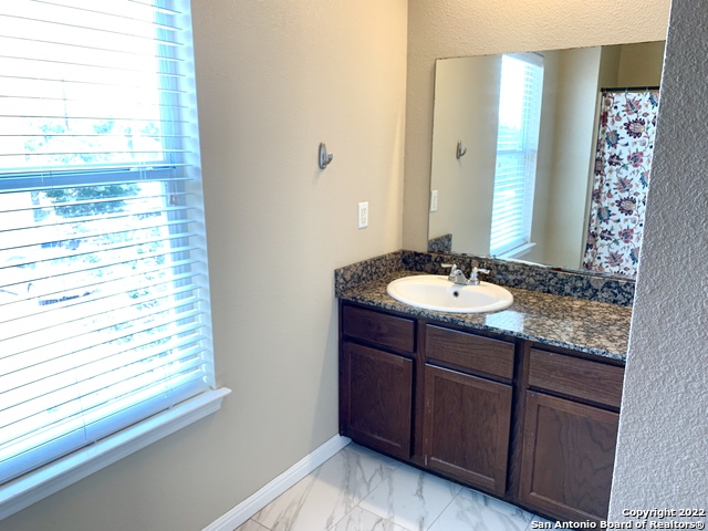 569 Advantage Property Photo 8