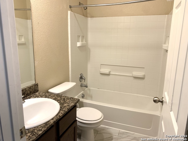 569 Advantage Property Photo 13
