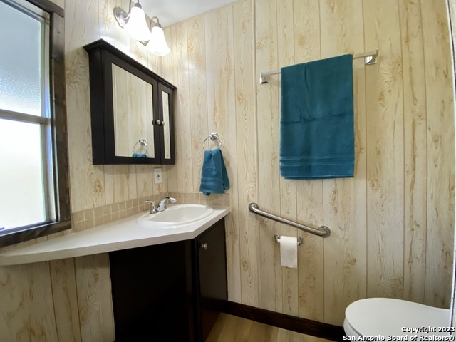 1240 Highview St Property Photo 13