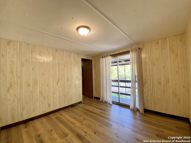 1240 Highview St Property Photo 18