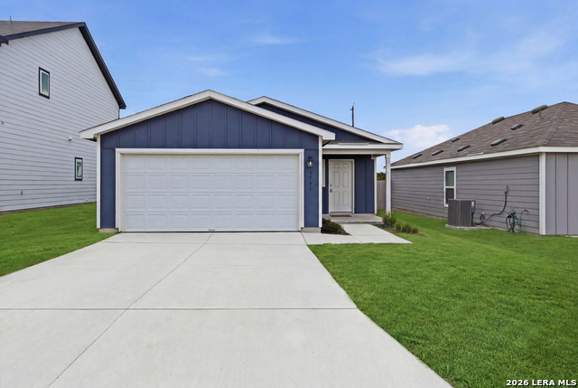 5731 FALCON POINT Property Photo 1