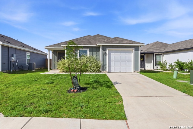 5719 Coopers Xing Property Photo 3