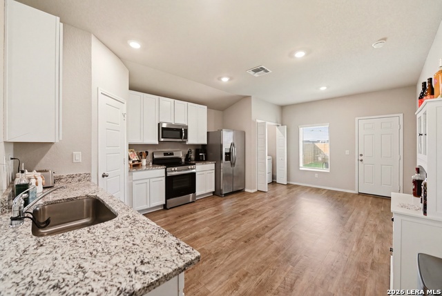 5719 Coopers Xing Property Photo 10