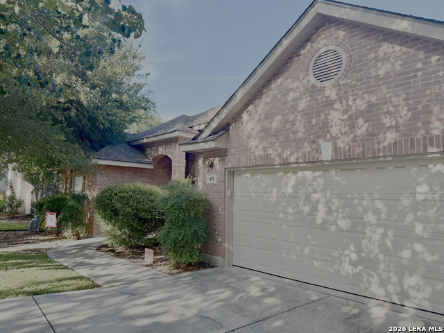48 Silverhorn Dr Property Photo 2