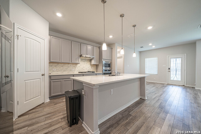 6831 Alaskan Way Property Photo 6