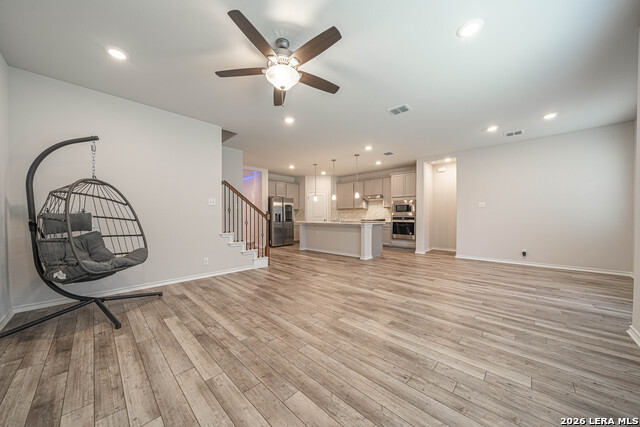 6831 Alaskan Way Property Photo 9