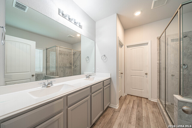 6831 Alaskan Way Property Photo 34
