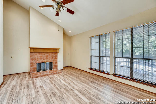8633 Datapoint Dr Property Photo 2