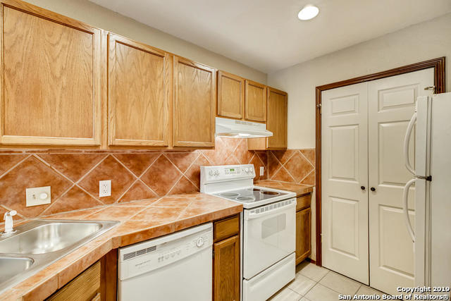 8633 Datapoint Dr Property Photo 8