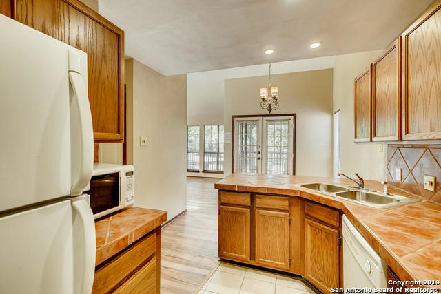 8633 Datapoint Dr Property Photo 10