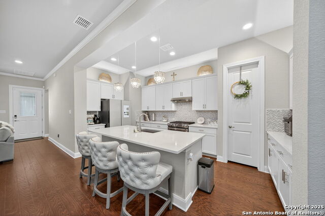 620 N Guenther Property Photo 11