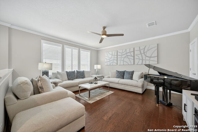 620 N Guenther Property Photo 19
