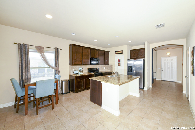 1128 Pelican Pl Property Photo 10