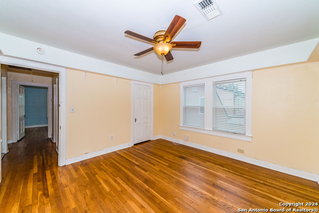2218 W Mistletoe Ave Property Photo 21
