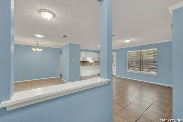 1302 S Mesquite Ave Property Photo 4
