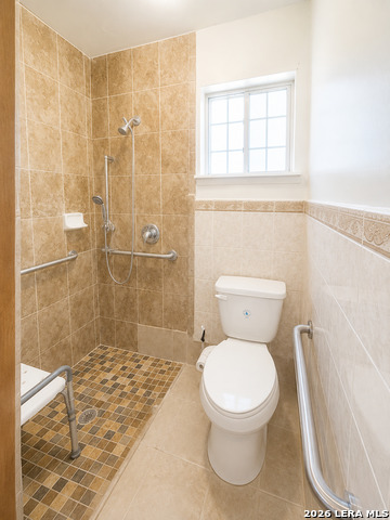148 Midway Property Photo 7
