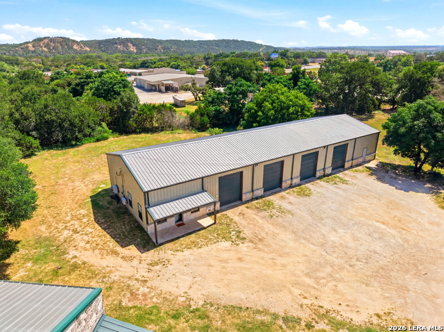117 Business Dr Property Photo 2