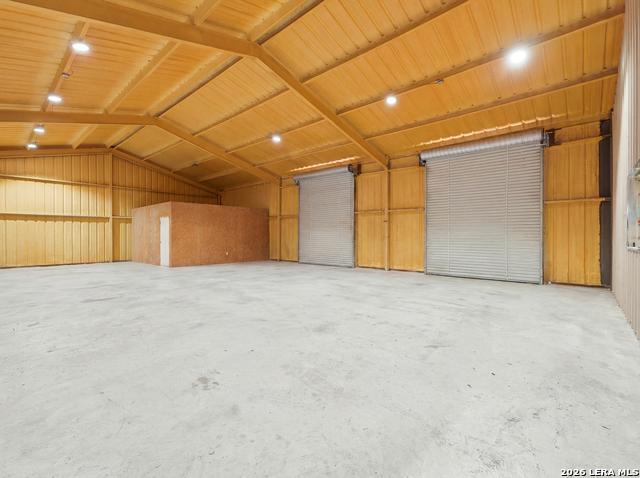 117 Business Dr Property Photo 13