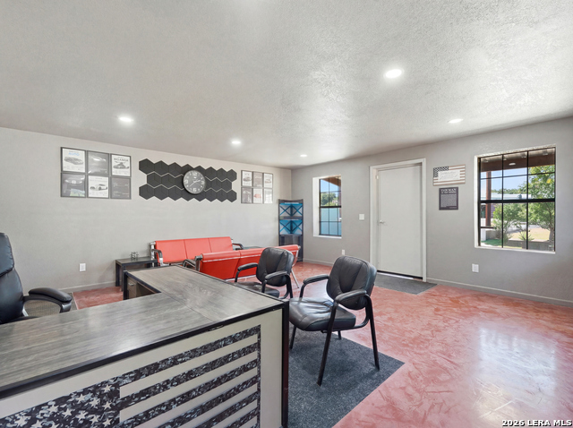 117 Business Dr Property Photo 27