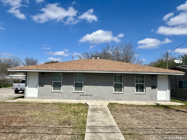 437 Lovera Blvd Property Photo 1