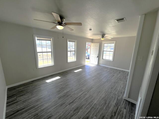 437 Lovera Blvd Property Photo 2