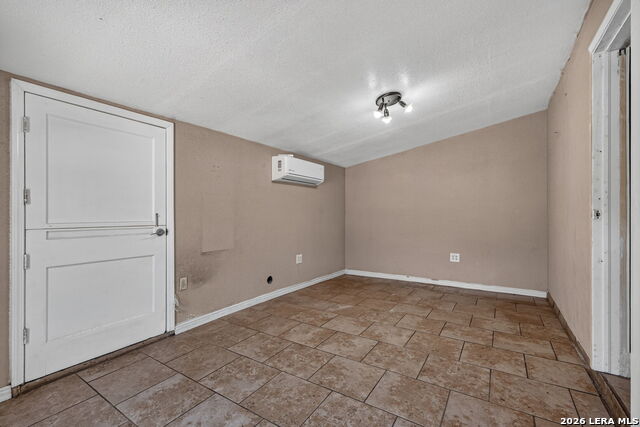 158 Lelani St Property Photo 23