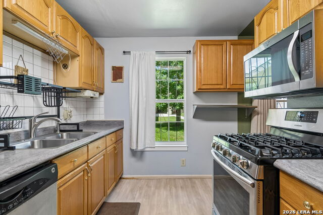 5919 Wales St Property Photo 14