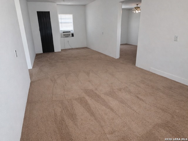 217 N Park Avenue Property Photo 8