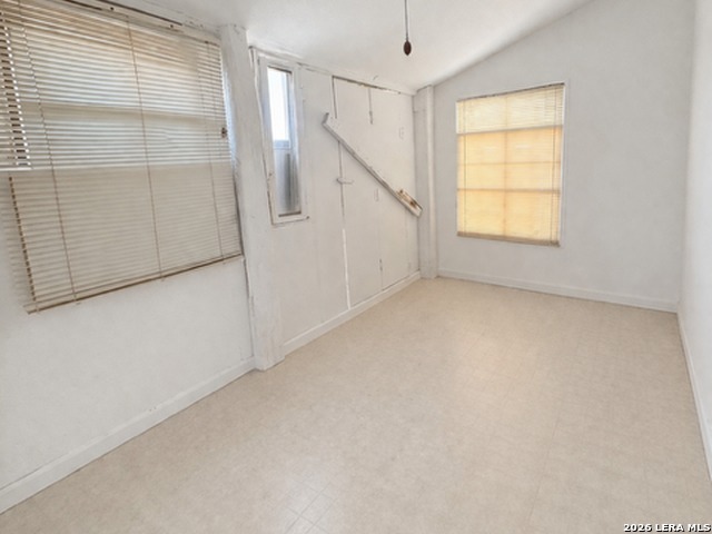 217 N Park Avenue Property Photo 15