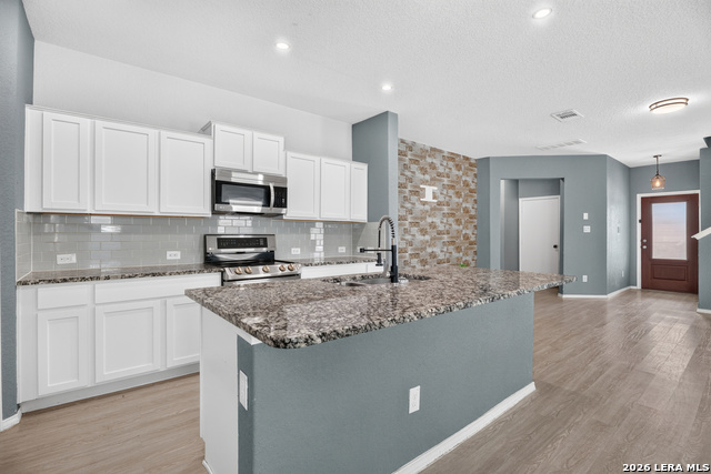 10331 Barbeque Bay Property Photo 11