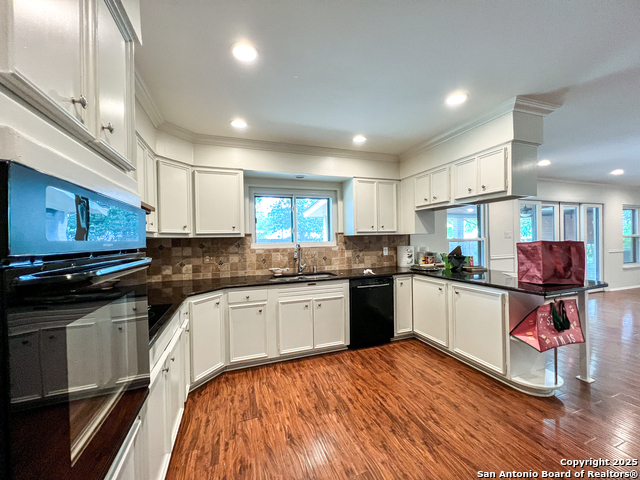 219 Laramie Property Photo 5