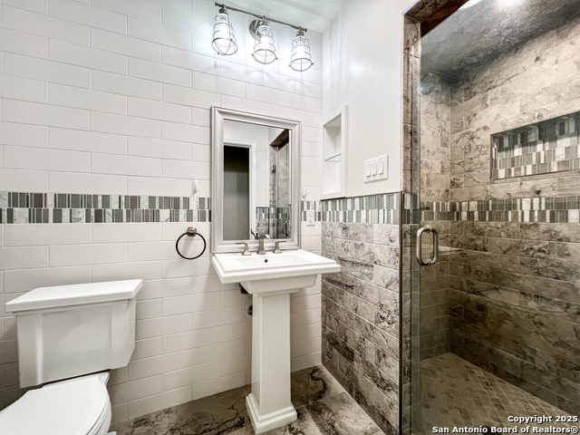 219 Laramie Property Photo 18