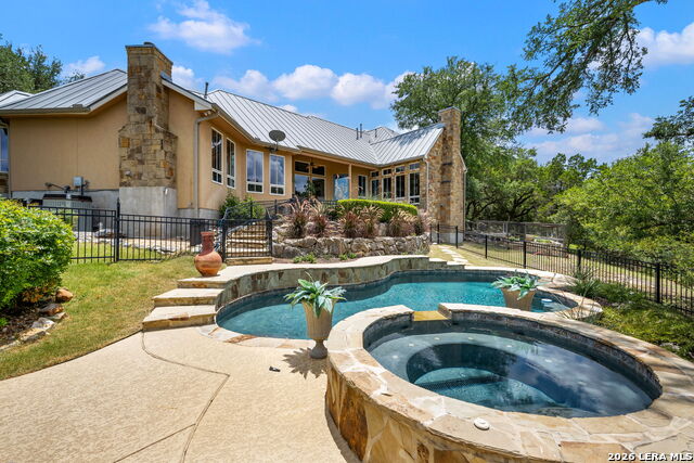 54 Reynosa Property Photo 5