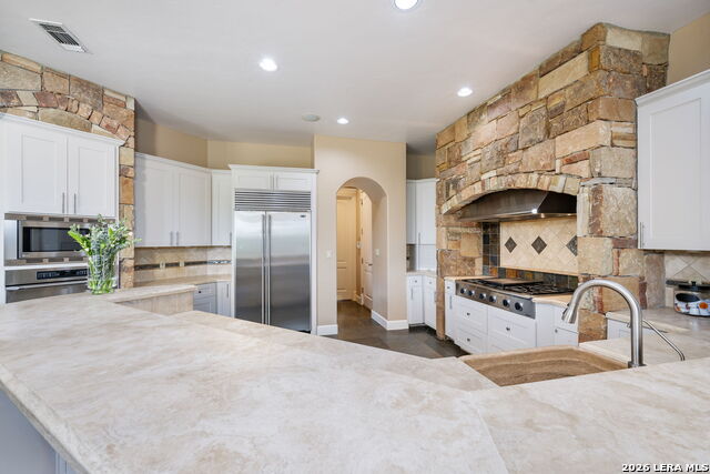 54 Reynosa Property Photo 15