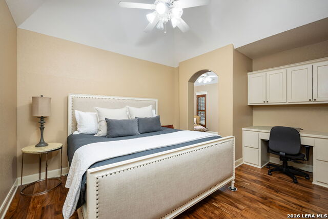 54 Reynosa Property Photo 28