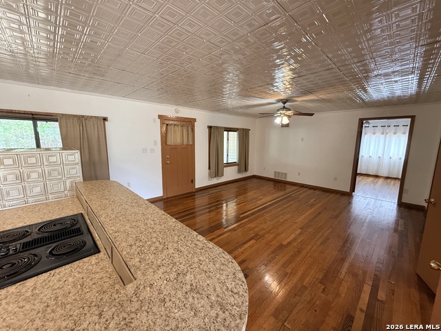 156 Diamond J Rd S Property Photo 6