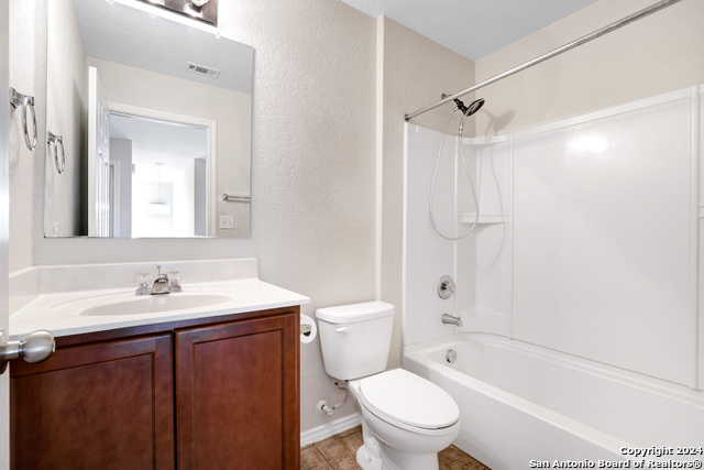 11823 Silver Coins Property Photo 21