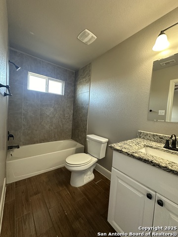 6402 Melanzane Property Photo 13