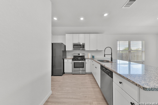 606 Bean Bnd Property Photo 5