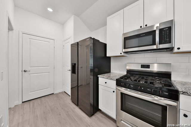 606 Bean Bnd Property Photo 6