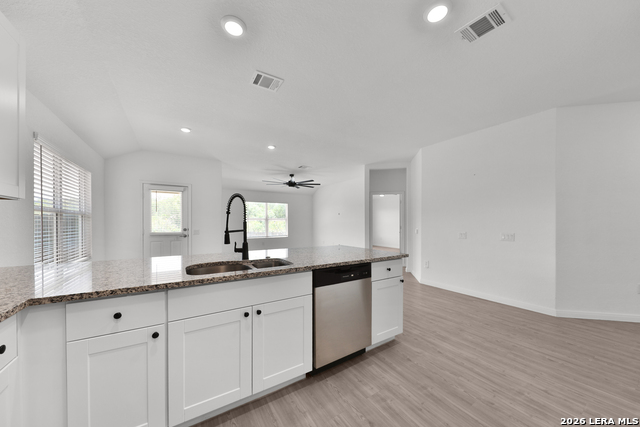 606 Bean Bnd Property Photo 8