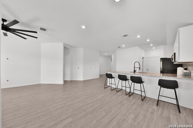 606 Bean Bnd Property Photo 11