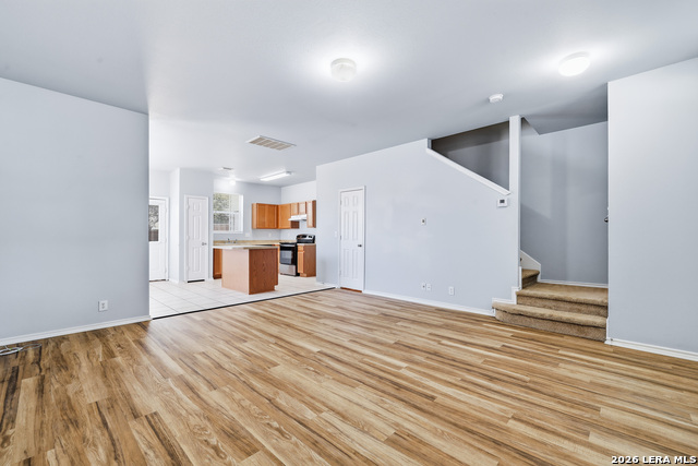 10302 Lateleaf Oak Property Photo 5