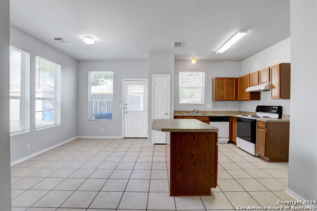 10302 Lateleaf Oak Property Photo 7