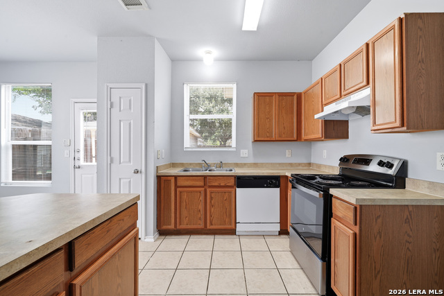 10302 Lateleaf Oak Property Photo 8