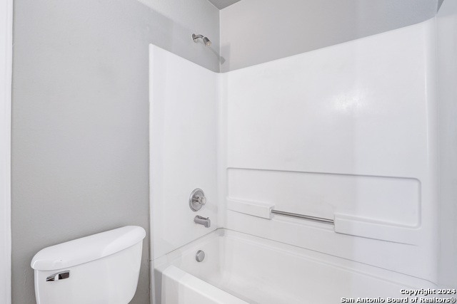 10302 Lateleaf Oak Property Photo 18