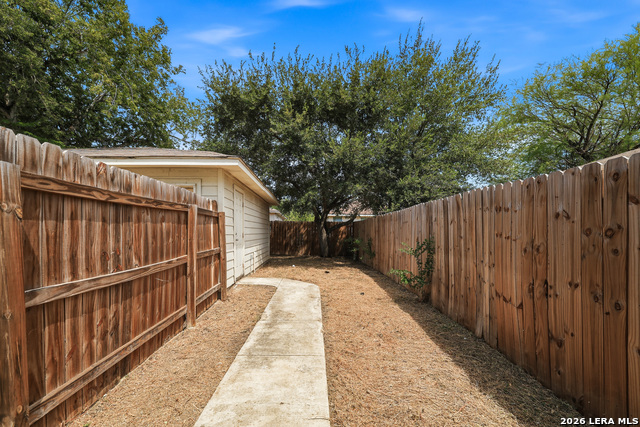 10302 Lateleaf Oak Property Photo 23