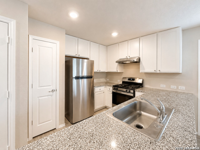 7326 Rosada Way Property Photo 14
